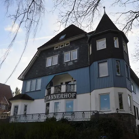 Tannerhof Homestay *